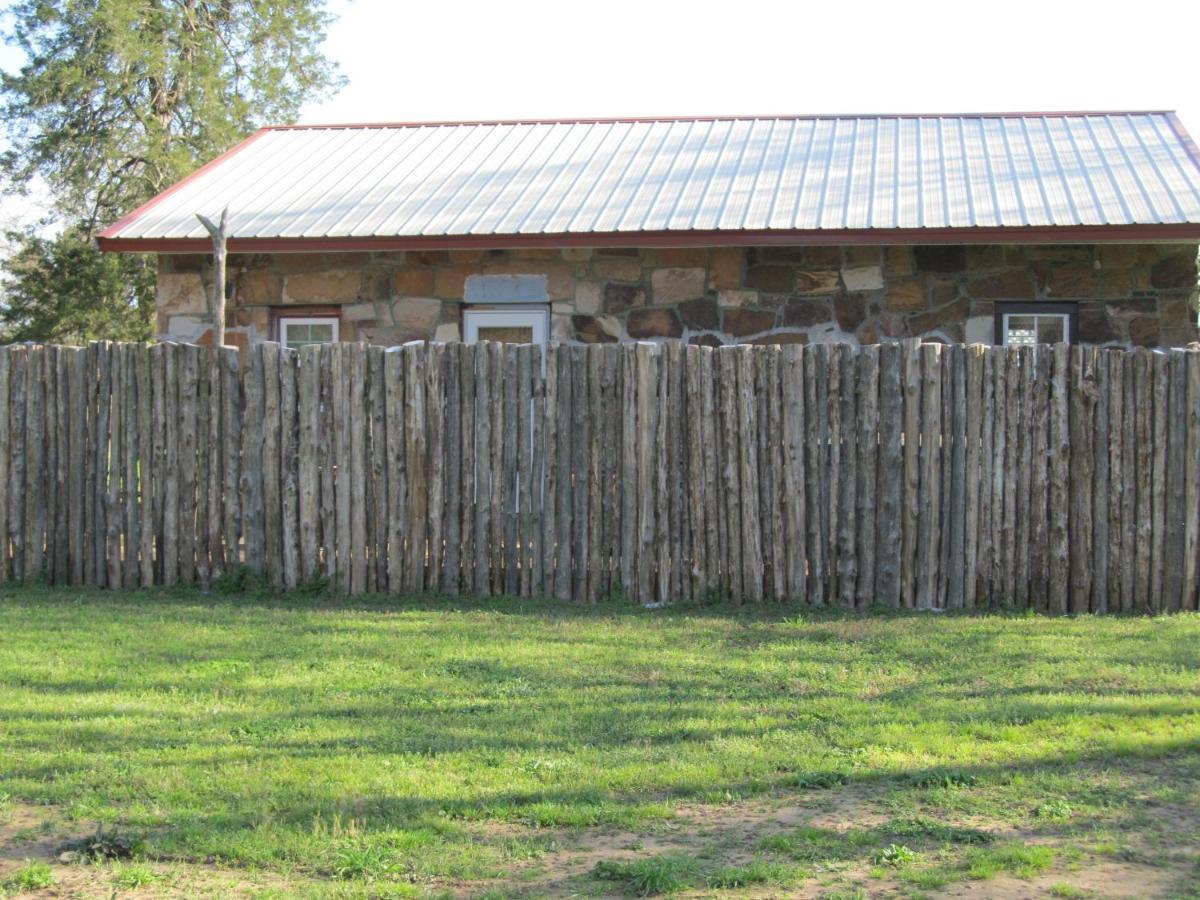 Berrybramble Cottage Talihina Екстериор снимка